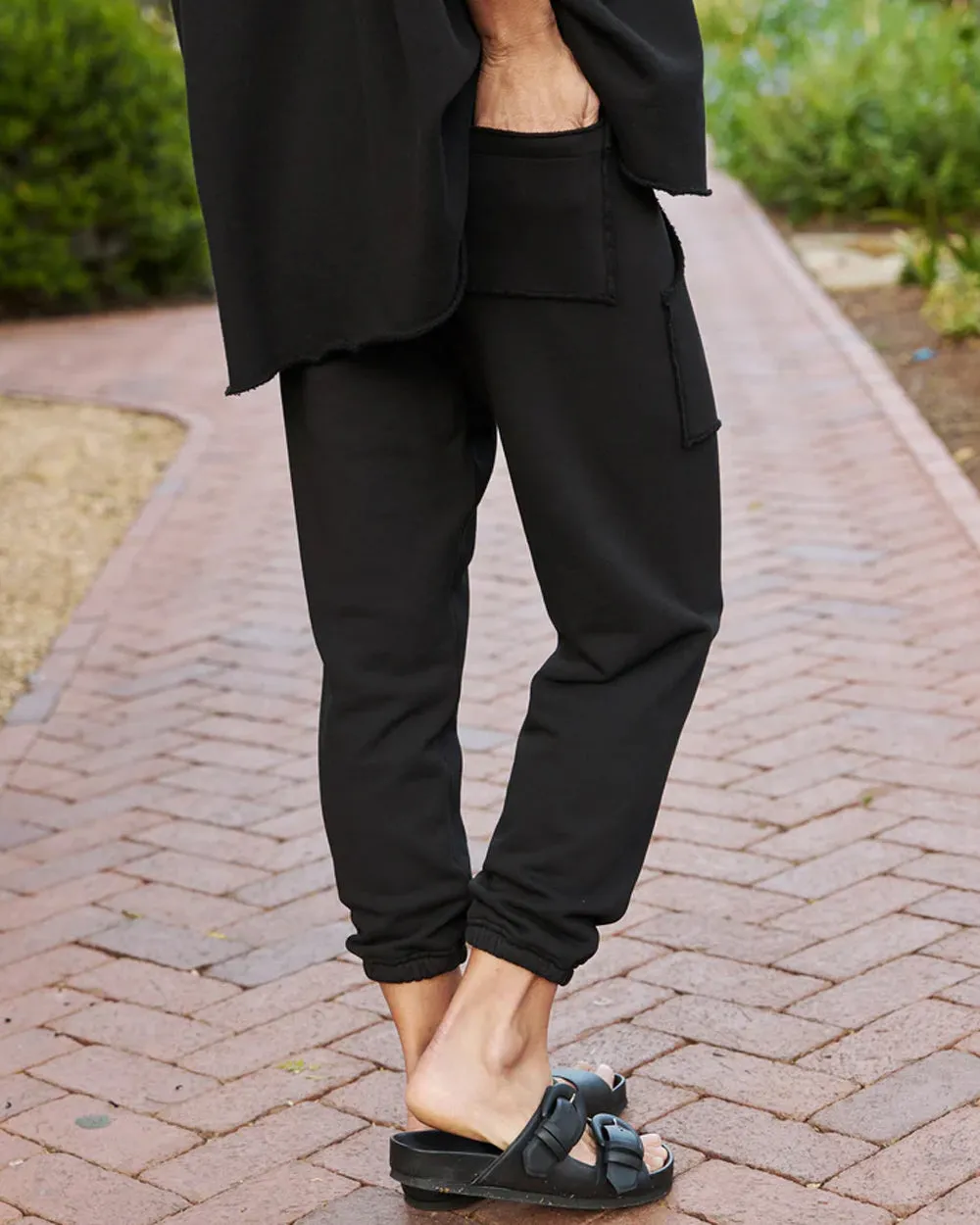 Black Eamon Sweatpant Jogger