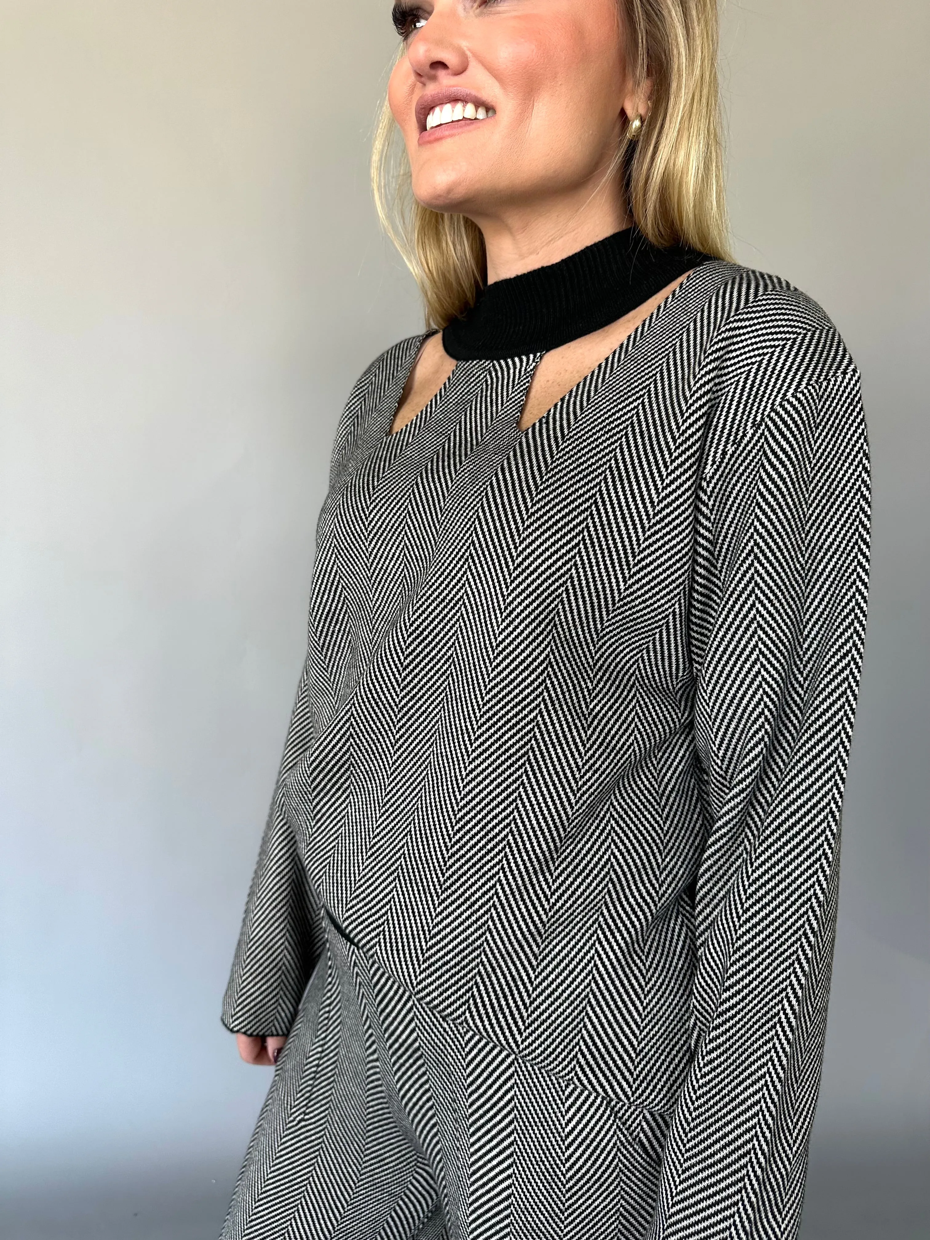 Herringbone Cut & Mock Neck Sweater