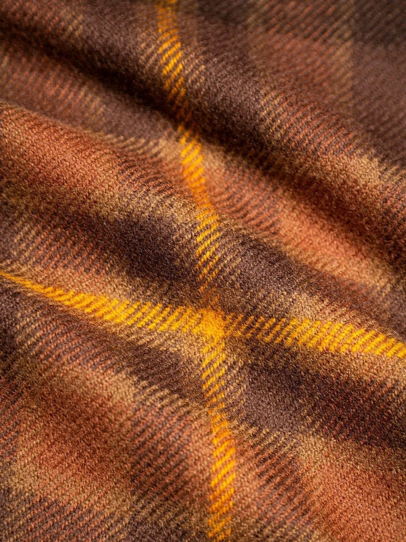 Kestin - Dunbar Tartan Scarf in Peat/Rust Check