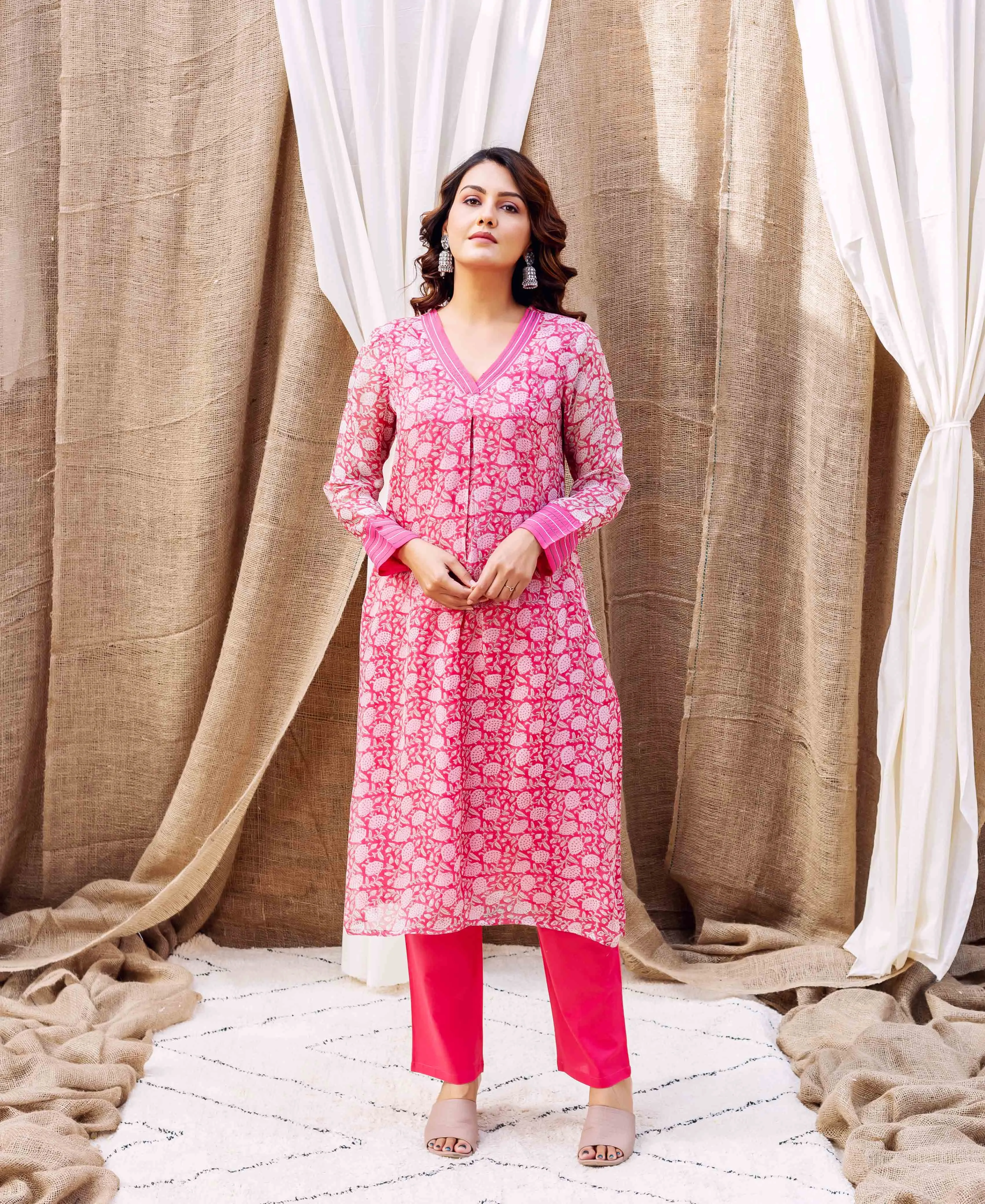 Naina's Pink Hand Printed Organza Kurta