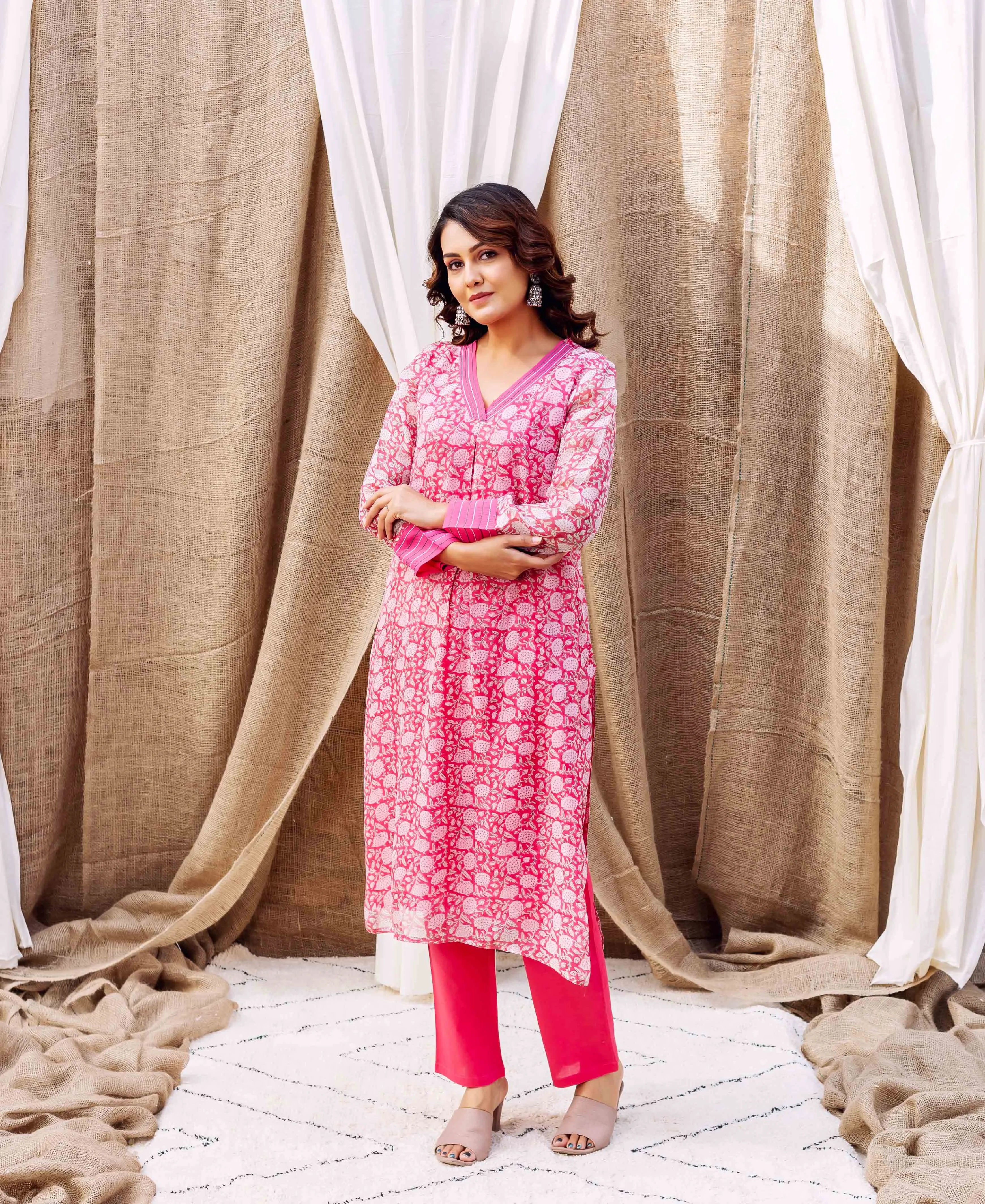 Naina's Pink Hand Printed Organza Kurta