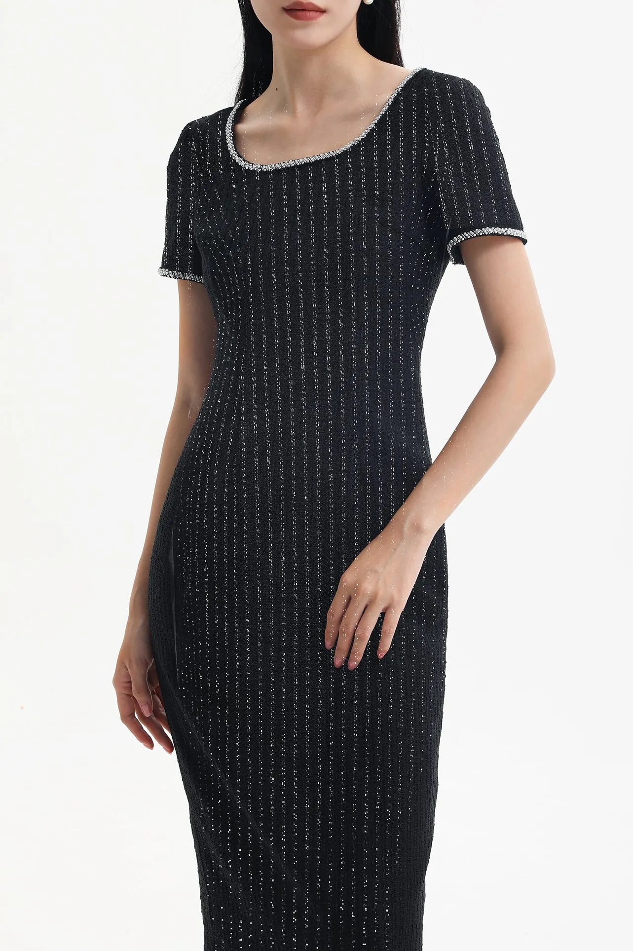 SQUARE NECKLINE DRESS IN BLACK