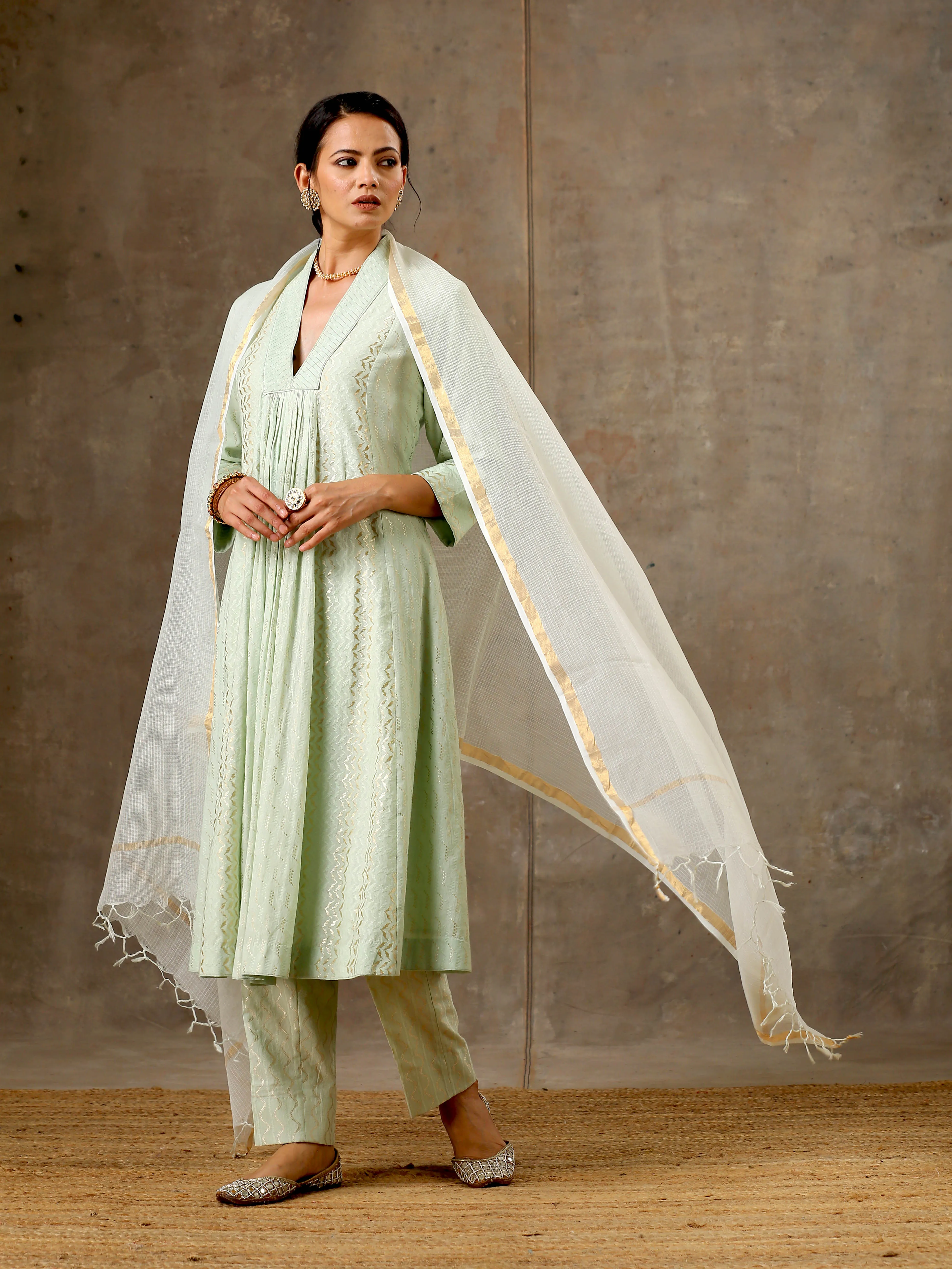 Woven Cotton Ensemble of 3 with Kota Dupatta - Pastel Green